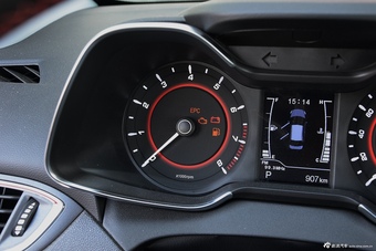 2016款艾瑞泽5 1.5L自动领臻版