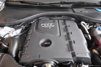 2012款奥迪A6L 2.0L TFSI手自一体舒适型