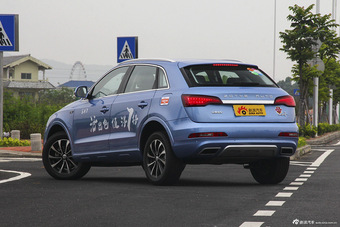 2016款众泰SR7 1.5T自动魔方之路版