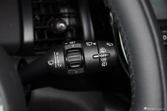 2015款MINI ONE 1.2T手动五门掀背