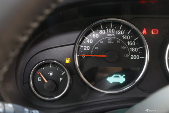 2015款牧马人3.0L四门版Sahara