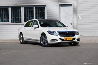 2015款迈巴赫S级S400 4MATIC