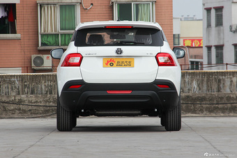 2015款中华V3 1.5L手动舒适型