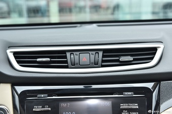 2015款奇骏2.5L自动XL四驱领先MAX版