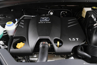 2015款众泰T600 1.5T手动精英型