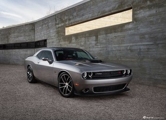 2015款Dodge Challenger