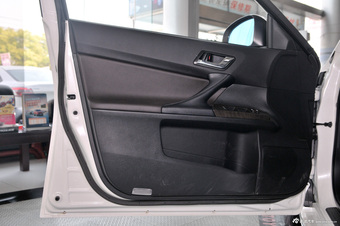 2013款锐志2.5L自动尚锐版图片