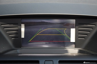 2015款奔腾X80 1.8T自动豪华型