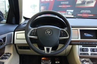 2015款捷豹XF 2.0T风华版到店实拍