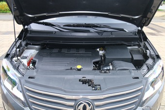 2016款风行S5001.6L自动尊贵型