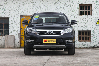 2015款比亚迪S7升级版1.5T手动尊贵型