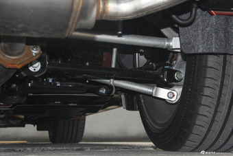 2015款英菲尼迪Q50L 2.0T自动运动版