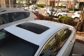 2016款东风A9 1.8T自动豪华型