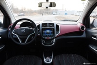 2014款奔奔1.4L自动尊贵天窗型