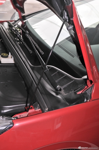 2014款标致308乐享版1.6L自动风尚型