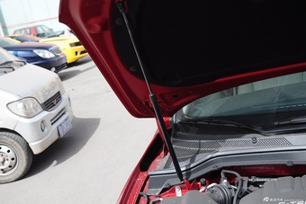 2015款英朗15N手动豪华型