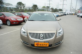 2012款君威2.4L自动旗舰版图片