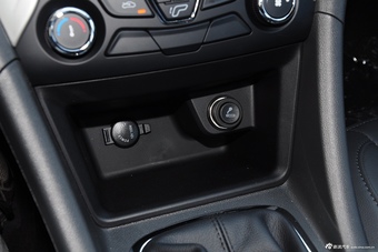 2015款艾瑞泽7 1.5T手动致尚版