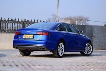 2016款奥迪S6 4.0T自动TFSI