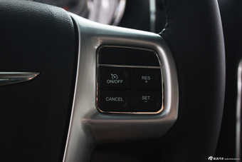 2013款克莱斯勒大捷龙到店实拍