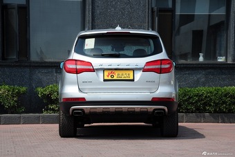 2015款哈弗H8 2.0T两驱豪华型