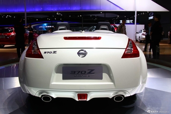 2013款日产370Z