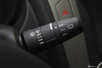 2015款启辰R50X 1.6L自动豪华版