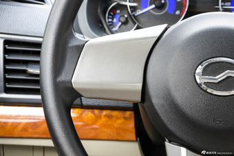 2014款威虎G3 2.8T两驱柴油VP泵实用型中双