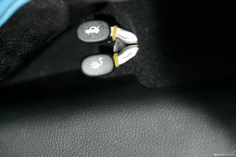 2015上海车展：江淮iEV5