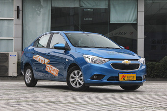 2015款赛欧3 1.5L手动幸福版（天窗）