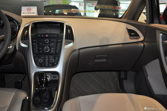 2013款英朗GT1.6L手动进取型