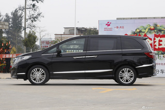 2016款艾力绅2.4L自动豪华版