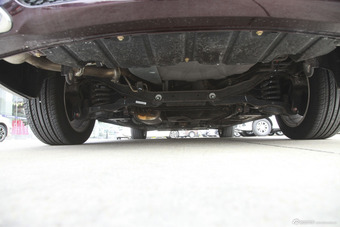 2015款海马福美来1.6L手动品尚型