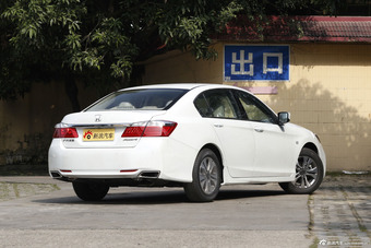 2015款雅阁2.0L自动EX豪华版