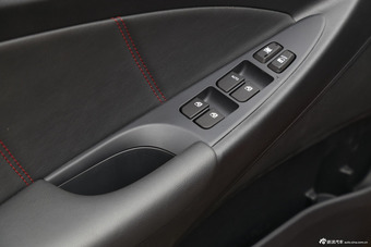 2015款逸动XT 1.6L手动俊酷型国V