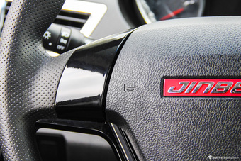 2016款金杯智尚S35 1.5L手动智能版