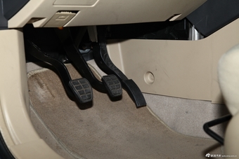 2012款北京汽车E系列1.3L乐尚手动版两厢