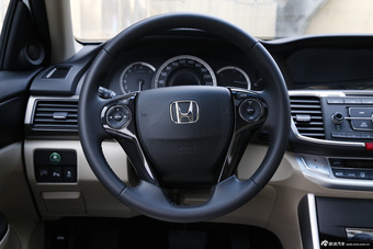 2015款雅阁2.0L自动EX豪华版