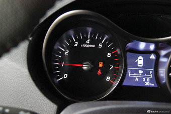 2015款海马S5 1.5T手动豪华型运动版