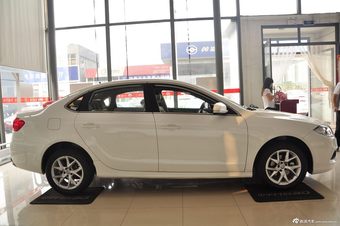 2014款中华H530到店实拍