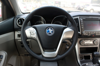 2015款启辰T70到店实拍