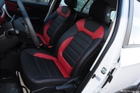 2015款哈弗H1 1.5L自动尊贵型