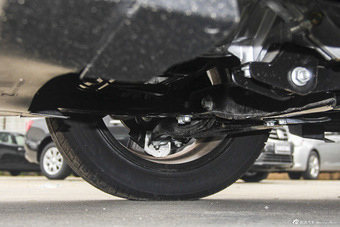 2016款众泰Z500 1.5T手动精英型