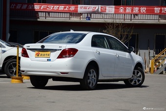 2016款比亚迪e5豪华型