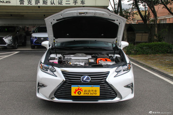 2015款雷克萨斯ES 2.5L自动300h舒适版