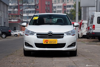 2015款雪铁龙C4L 1.8L自动尊贵型