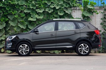 2015款宝骏560 手动豪华