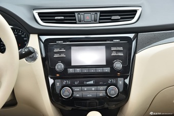 2015款奇骏2.5L自动XL四驱领先MAX版