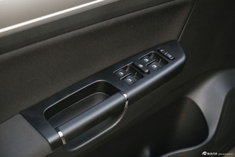 2015款宝来质惠版1.6L自动时尚型