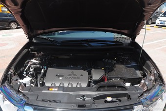 2016款欧蓝德2.4L自动四驱旗舰GT版 7座图片